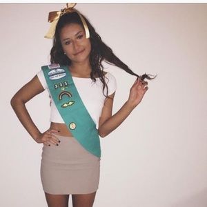 Meet your Posher, Ava